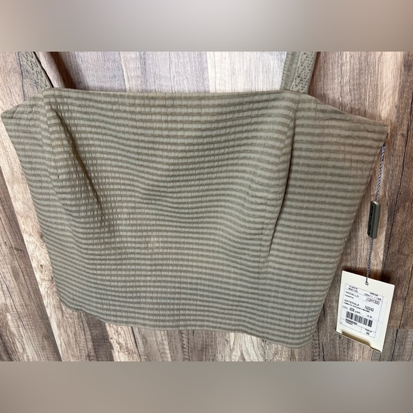 Emporio Armani Top NWT - Picture 5 of 5